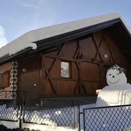 公寓 博尔米奥温泉小屋公寓 *